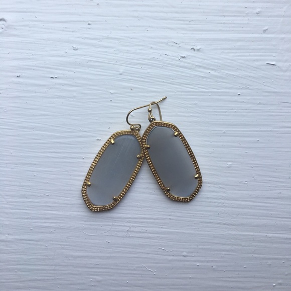 Kendra Scott Accessories - Kendra Scott Elle Earrings in Slate